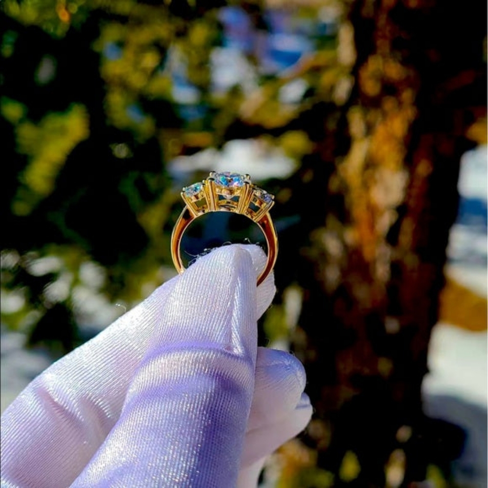 Solid 14k gold 3ct moissanite ring - Picture 11 of 15